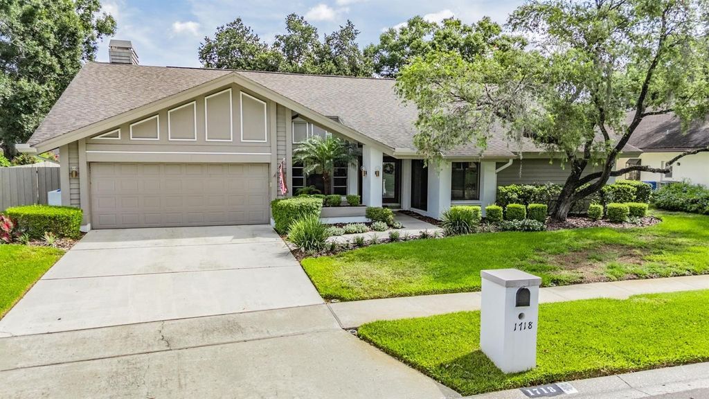 Photo of 1718 Magdalene Manor Drive, Tampa, FL 33613 (MLS # TB8440371)