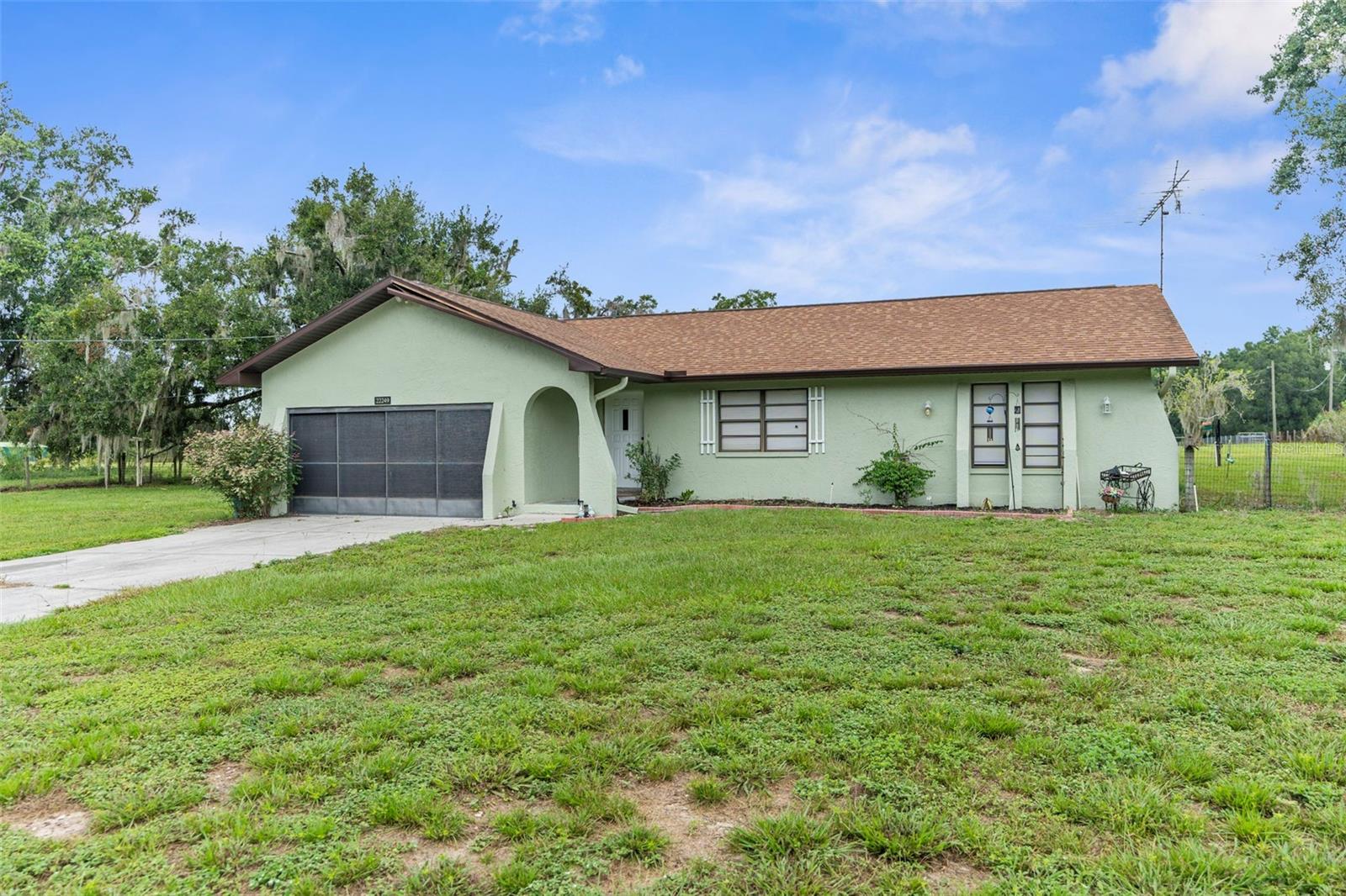 SPRING LAKE FOREST - Residential