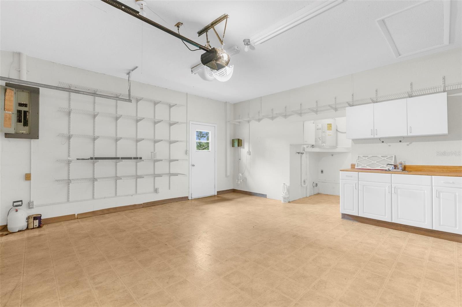 SPRING LAKE FOREST - Residential