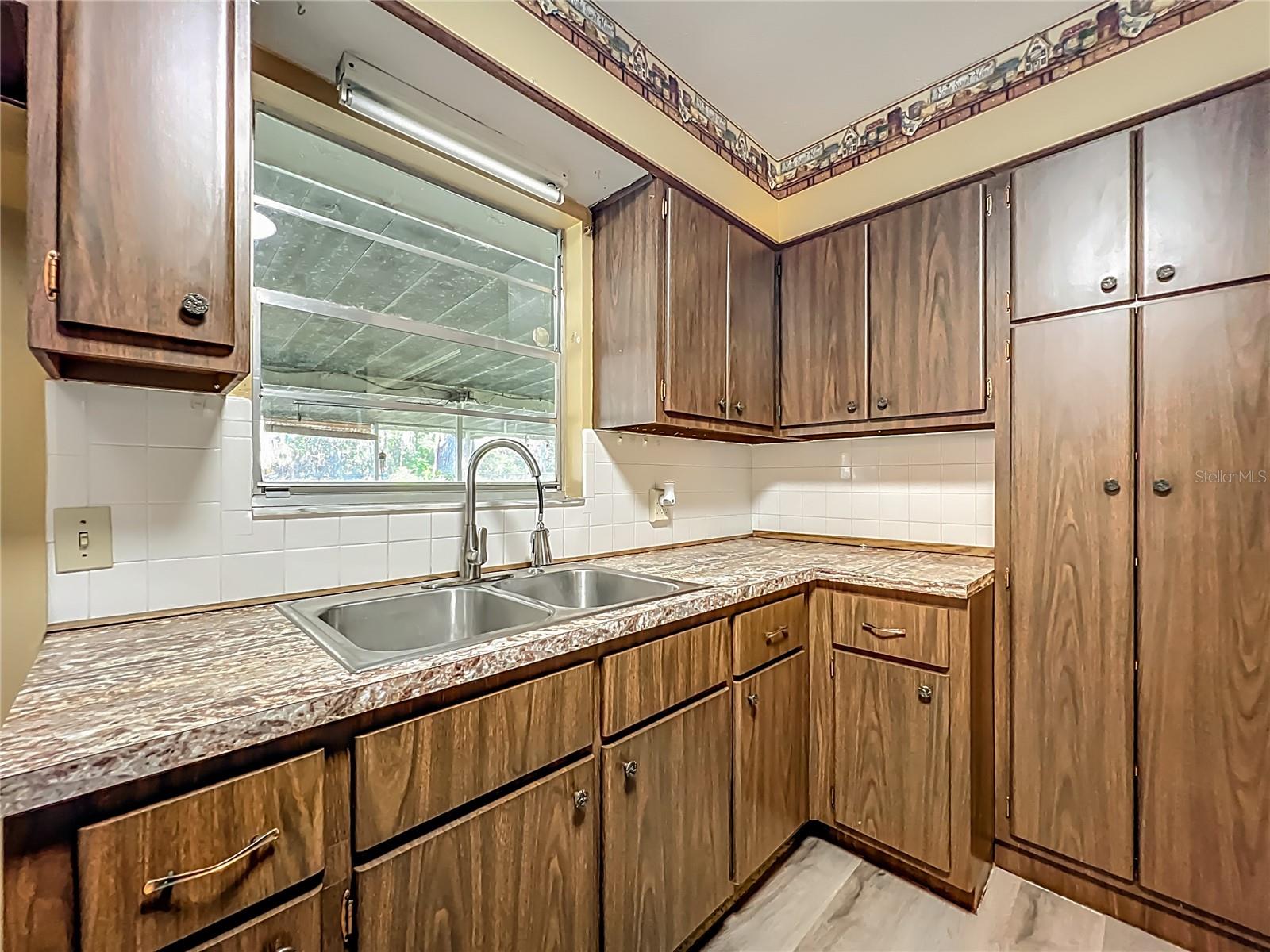 CITY OF COLEMAN - Residential