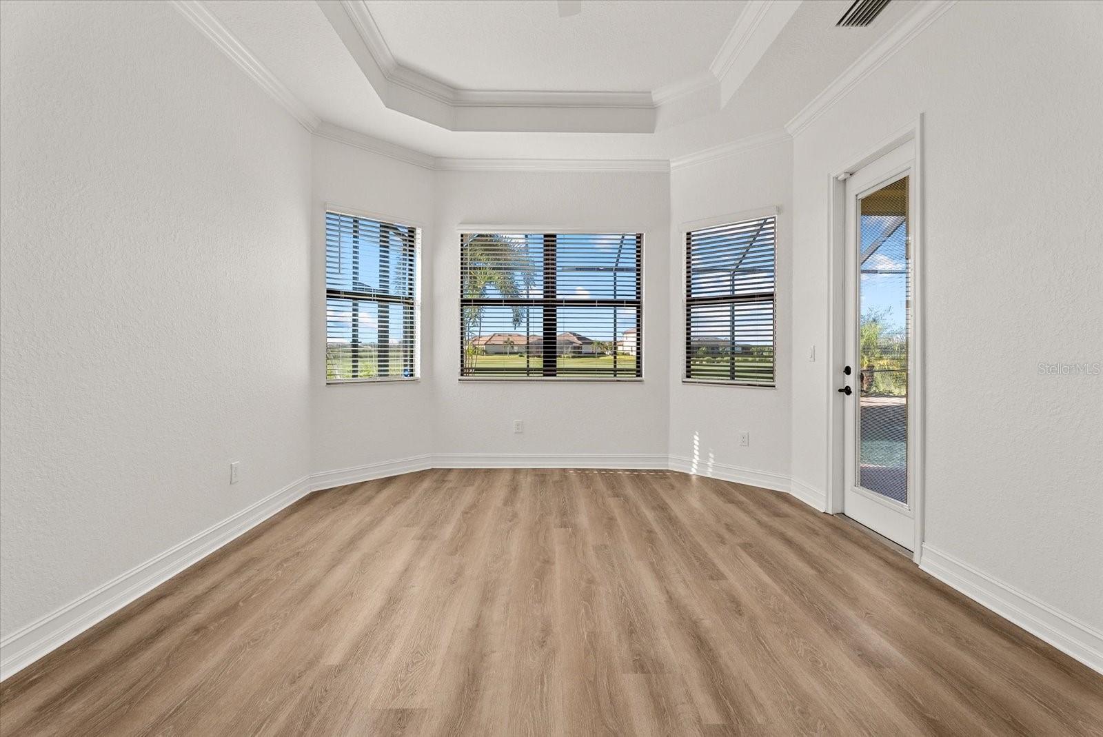 LAKEWOOD NATIONAL GOLF CULB PH II - Residential