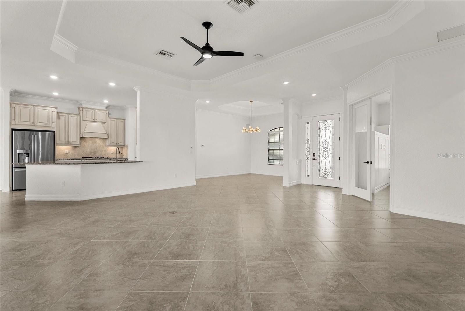 LAKEWOOD NATIONAL GOLF CULB PH II - Residential