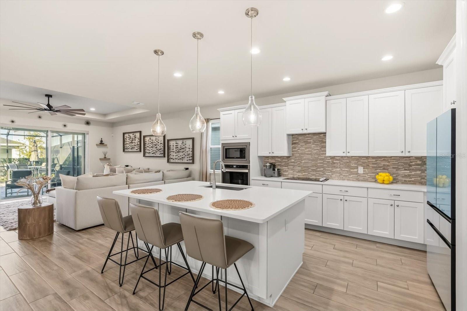 RIVERSIDE OAKS PH 2 - Residential