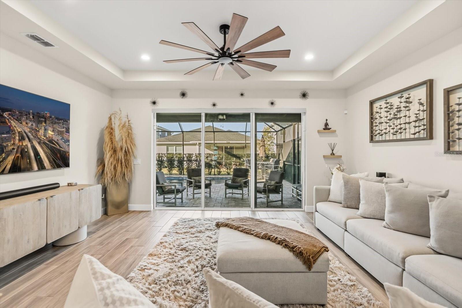 RIVERSIDE OAKS PH 2 - Residential