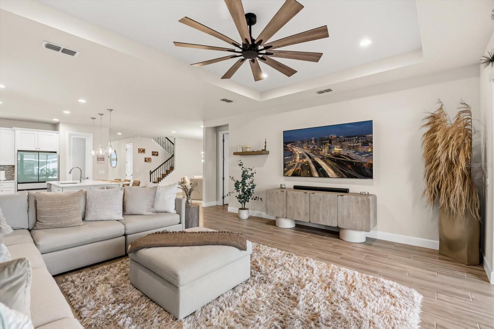 RIVERSIDE OAKS PH 2 - Residential