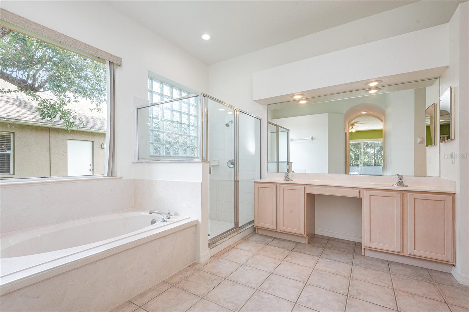 BRIDGEWATER PH 01 - Residential