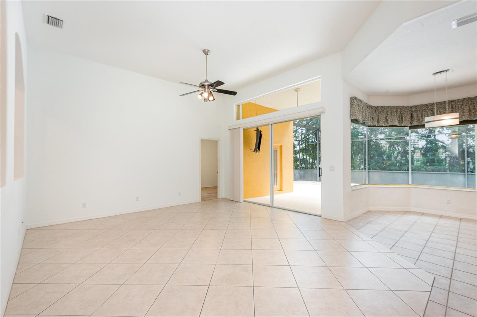 BRIDGEWATER PH 01 - Residential