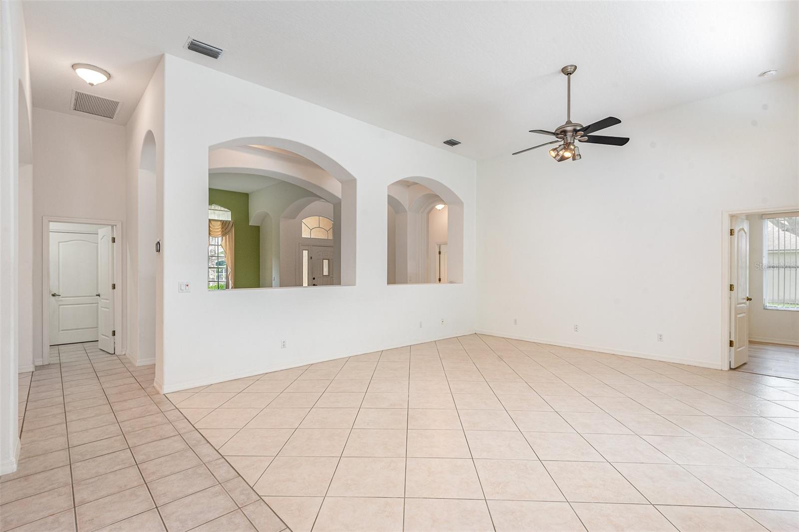 BRIDGEWATER PH 01 - Residential