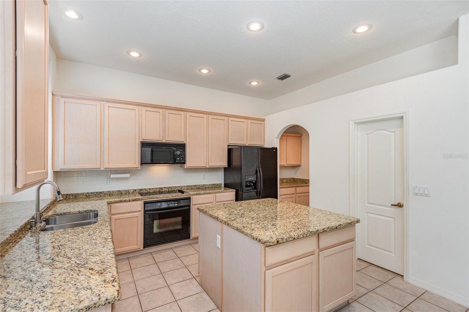 BRIDGEWATER PH 01 - Residential