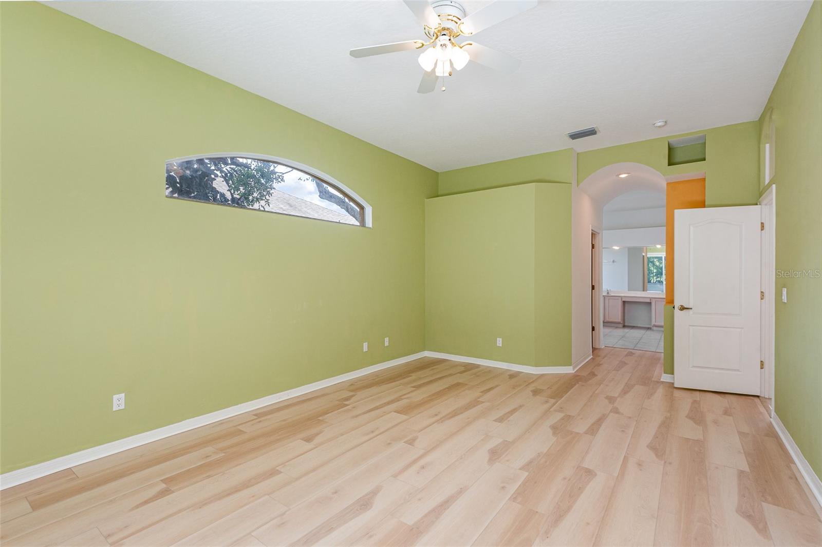 BRIDGEWATER PH 01 - Residential