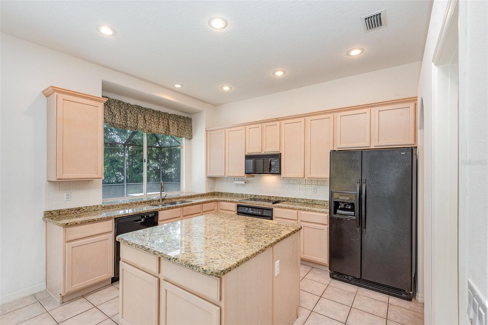 BRIDGEWATER PH 01 - Residential