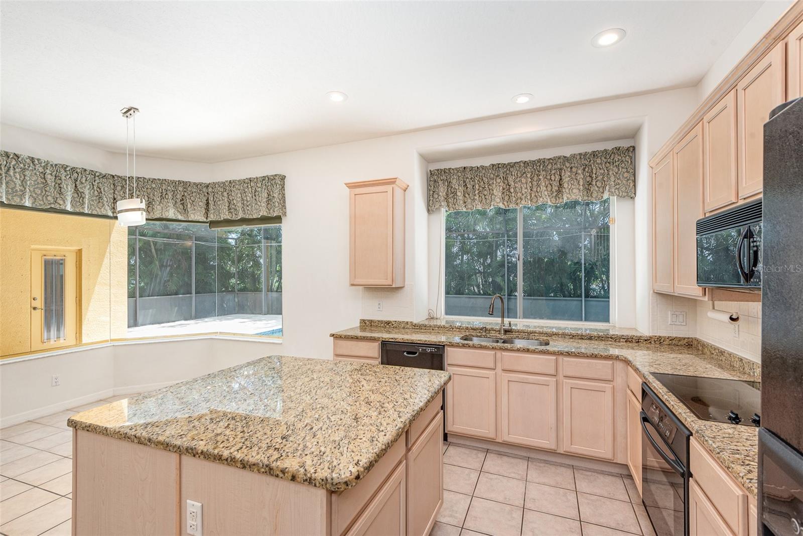 BRIDGEWATER PH 01 - Residential