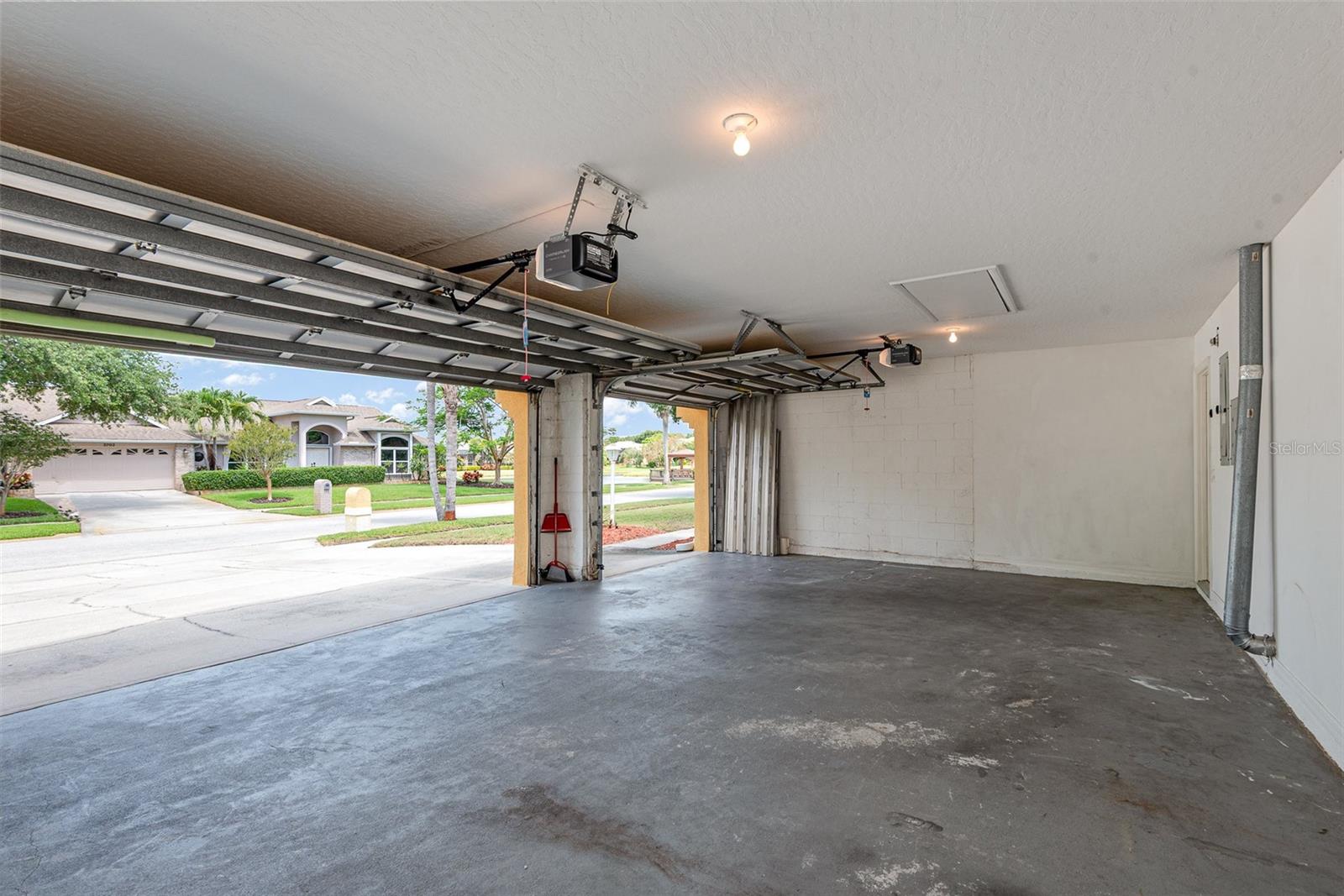 BRIDGEWATER PH 01 - Residential