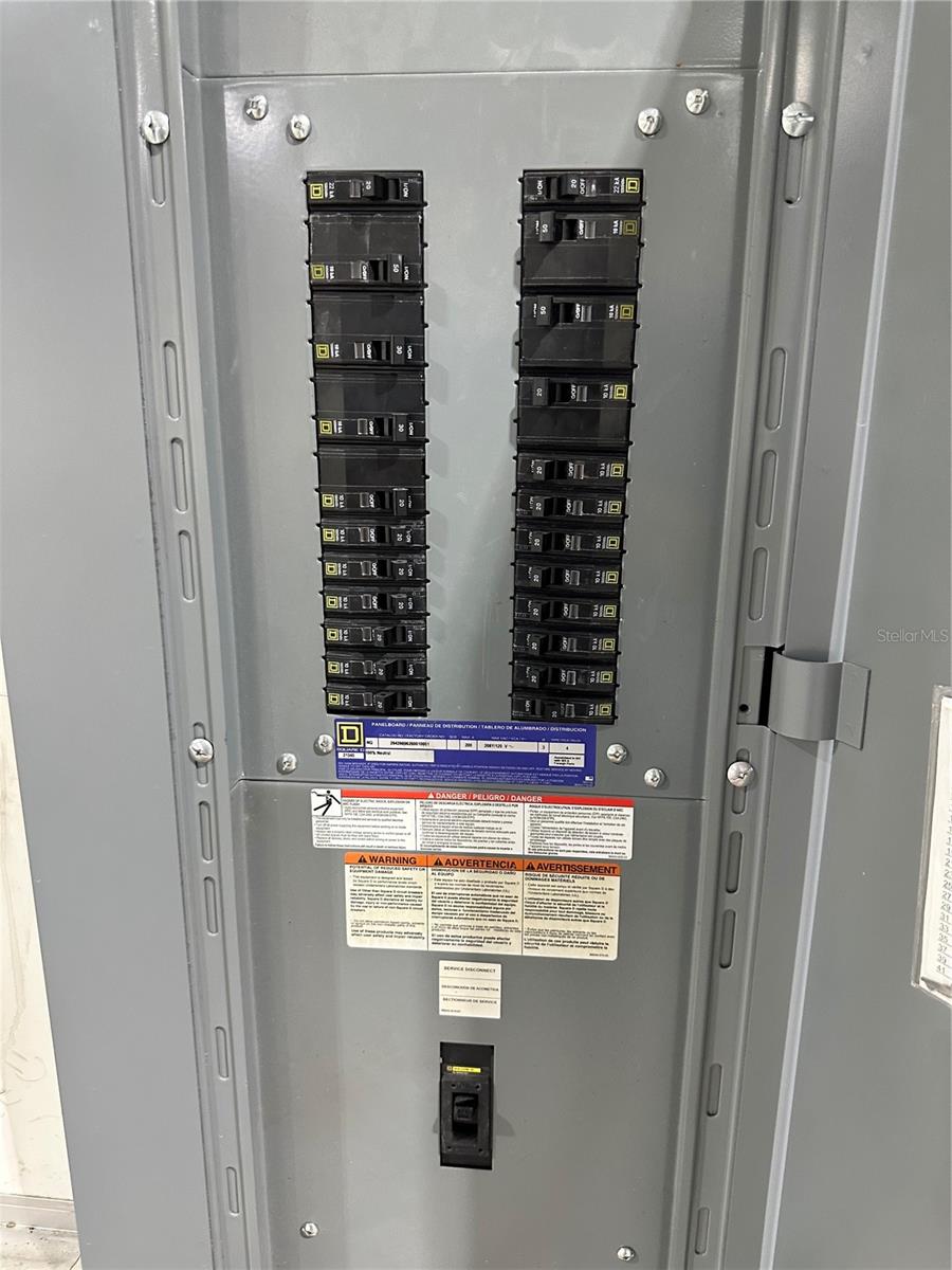 BIG SUN INDUST PARK - Commercial Lease