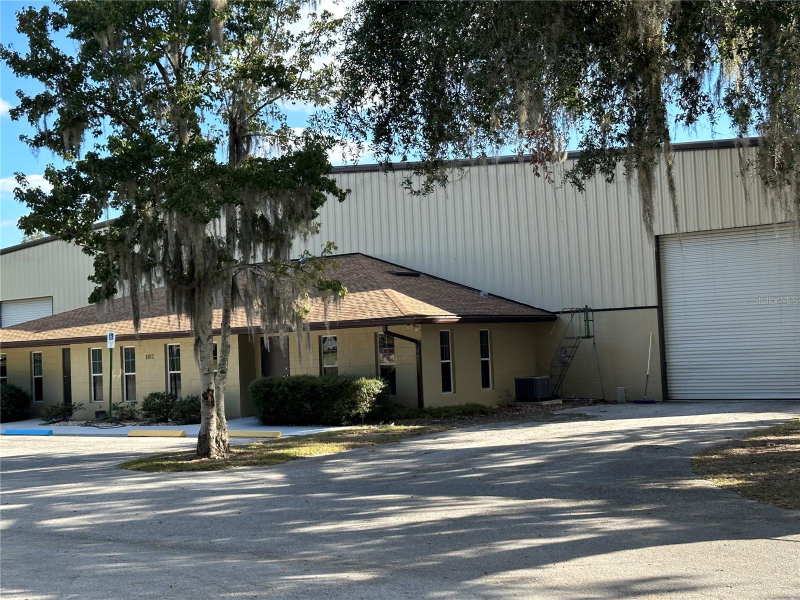 BIG SUN INDUST PARK - Commercial Lease