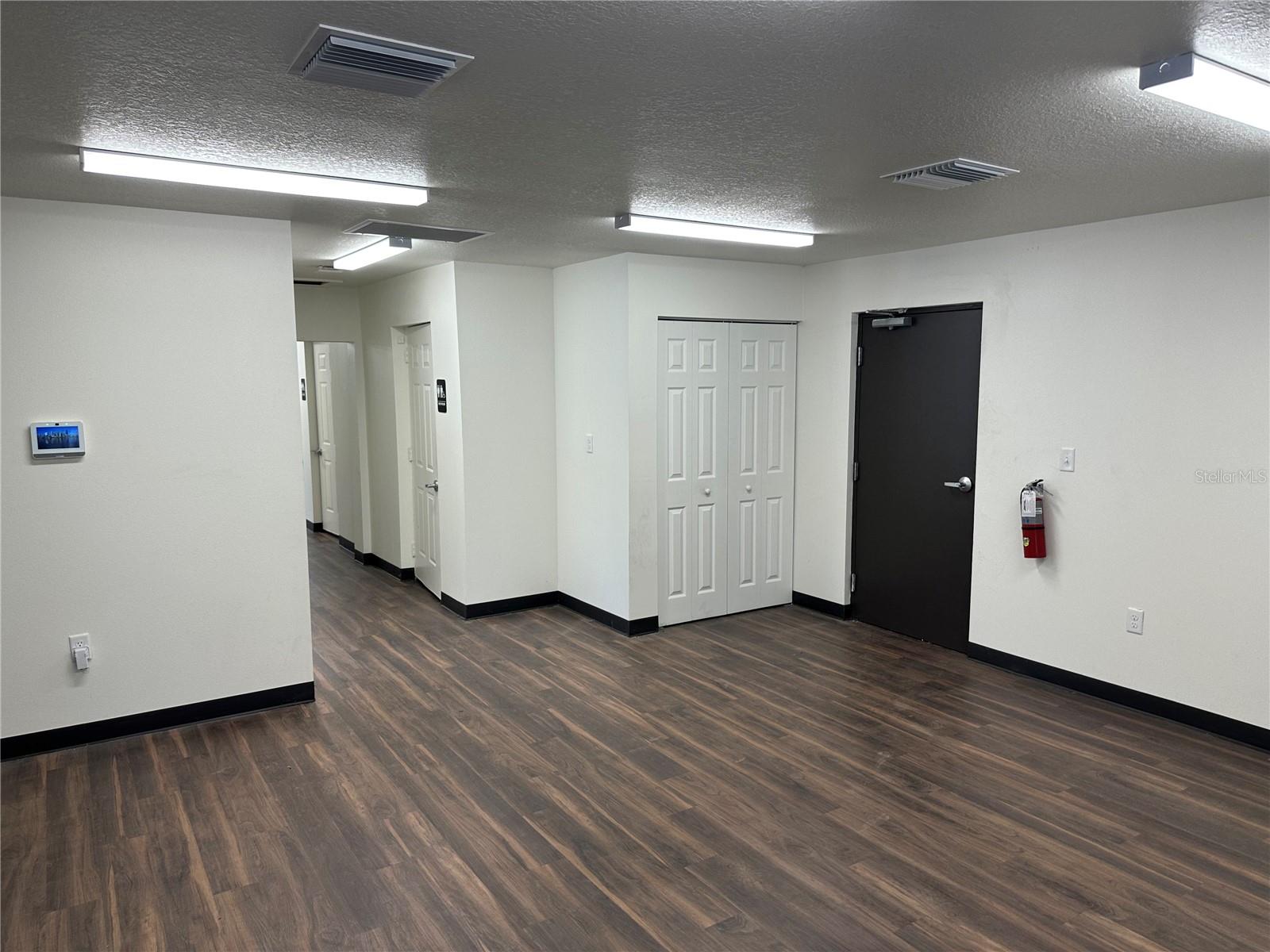 BIG SUN INDUST PARK - Commercial Lease