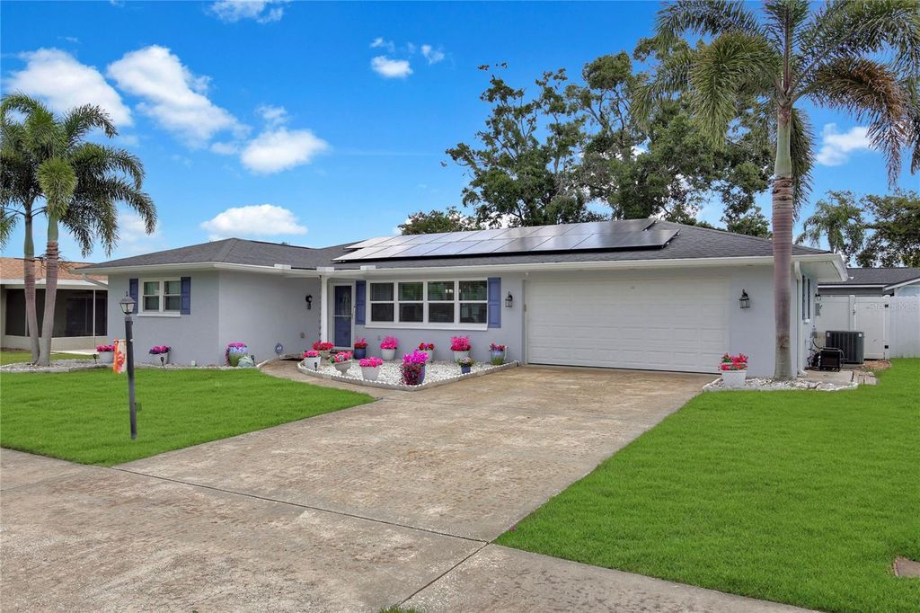 Photo of 3260 Parkway Place, Palm Harbor, FL 34684 (MLS # TB8438213)