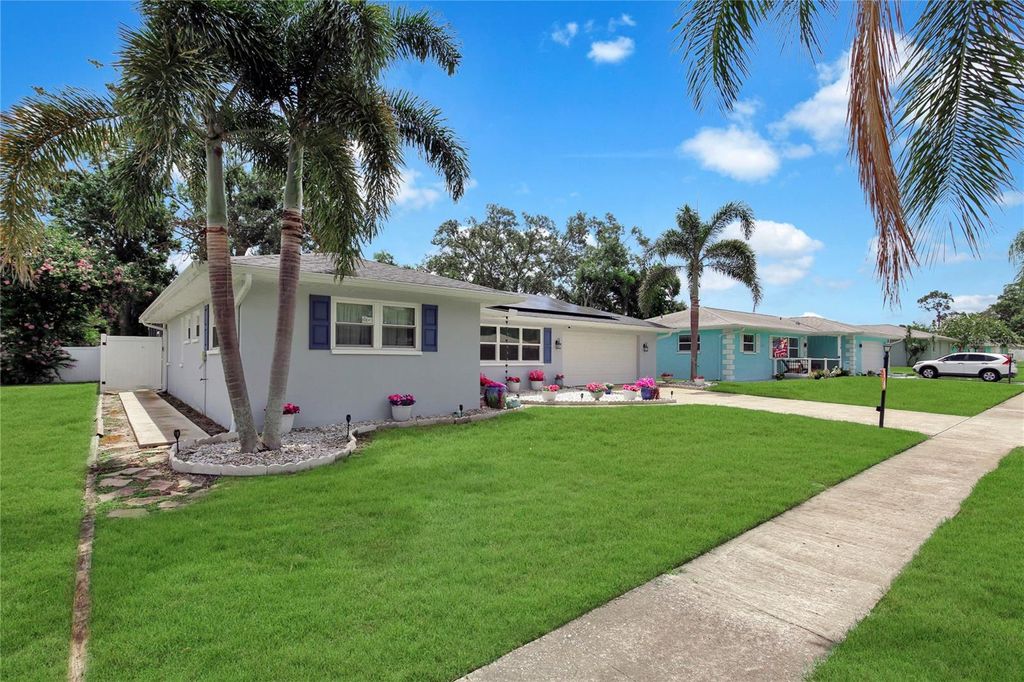 Photo of 3260 Parkway Place, Palm Harbor, FL 34684 (MLS # TB8438213)