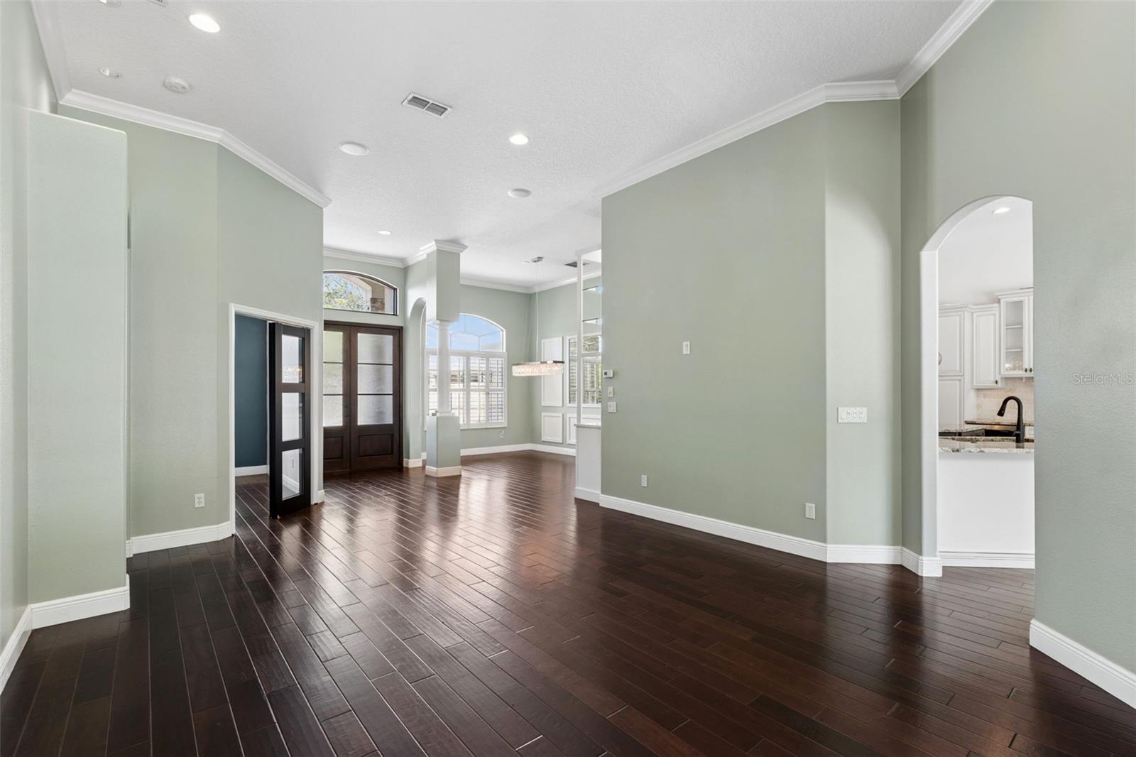 2324 FOLIAGE OAK TERRACE