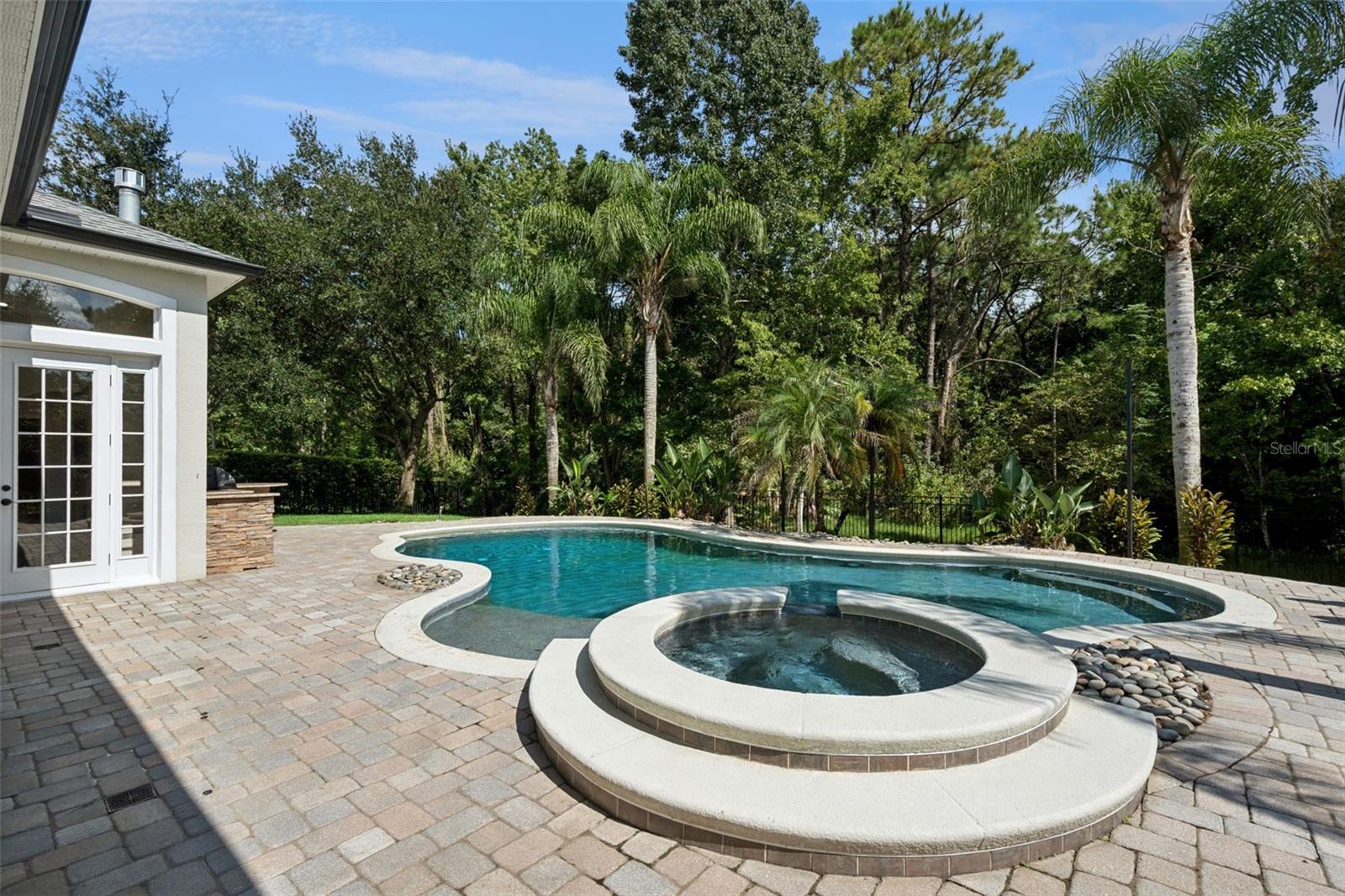 2324 FOLIAGE OAK TERRACE