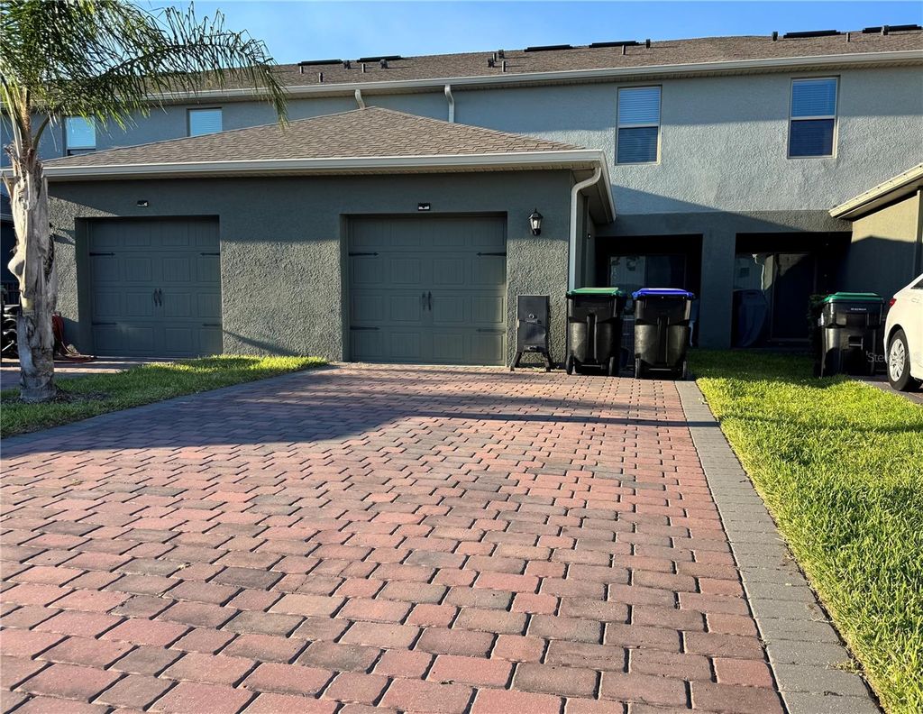 Photo of 13286 Pontoon Road, Winter Garden, FL 34787 (MLS # S5146378)