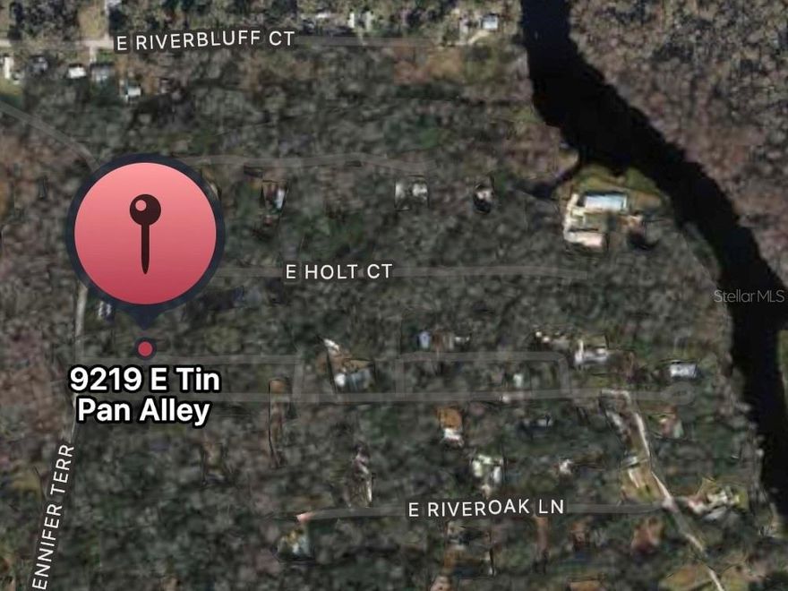 Enjoy this beautiful lot located in a rapidly appreciating area of Inverness. Being one of the, if not the lowest, priced quarter acre lots in all of Inverness. This is being put on the market with the intention to sell quick, cash, and with immediate equity built in. Purchase for a longer term investment at one of the best prices in all of Inverness or build your dream home on this with quick access to Downtown and I-75. If interested, please reach out as this will sell quickly.