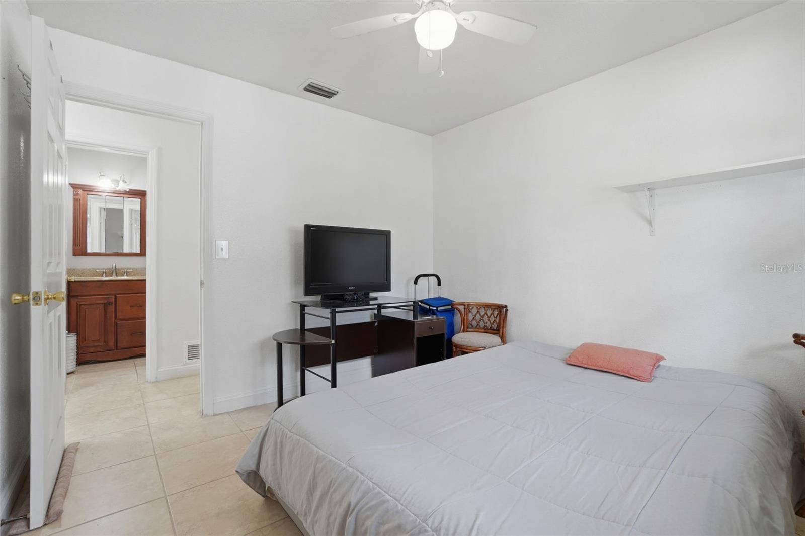 OAK MOUNT SUB - Residential
