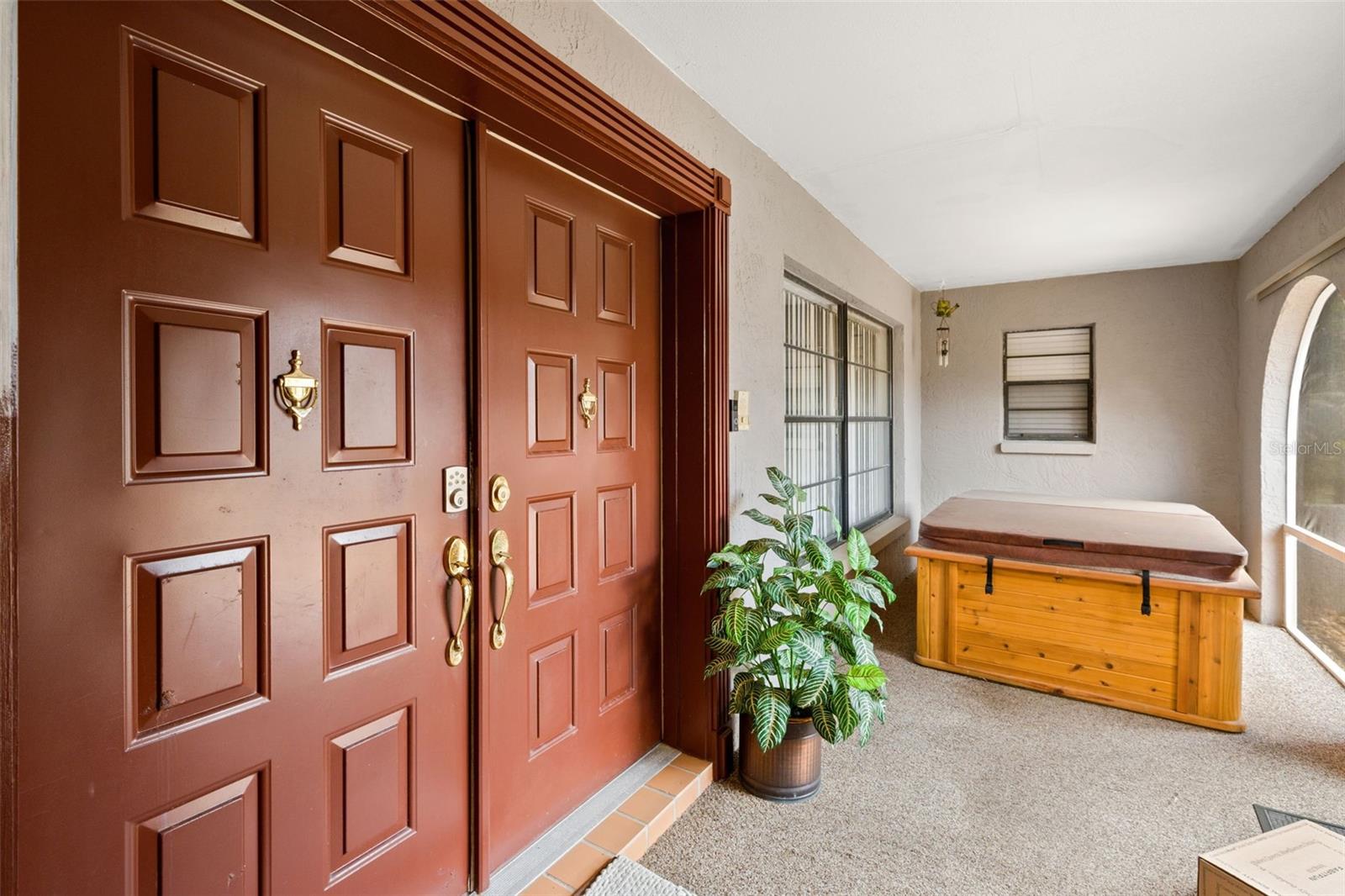 SPRING HILL UNIT 11 BLK 712 LOT 2 - Residential