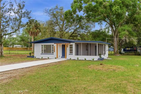 Photo of 11503 Colony Hill Drive, Seffner, FL 33584 (MLS # TB8495629)