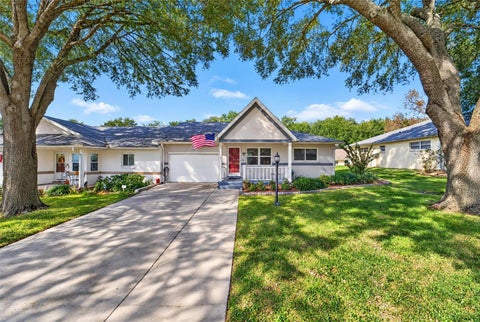 Photo of 9698 SW 94th Avenue #D, Ocala, FL 34481 (MLS # OM734934)
