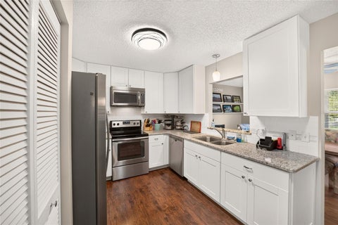 Tiny photo for 9698 SW 94th Avenue #D, Ocala, FL 34481 (MLS # OM734934)