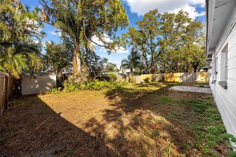 A home in SEMINOLE