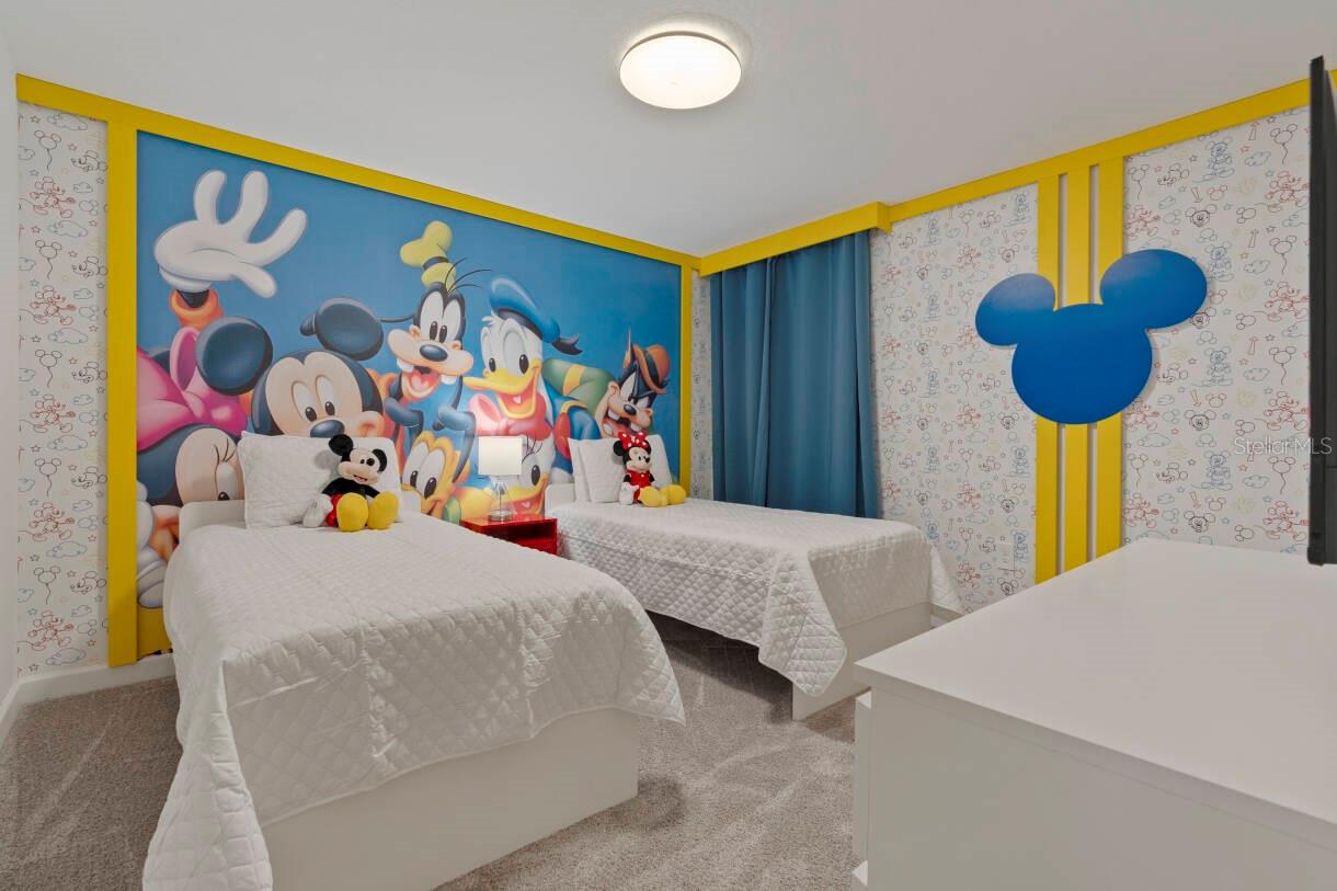 COVE AT STOREY LAKE 4 - Residential