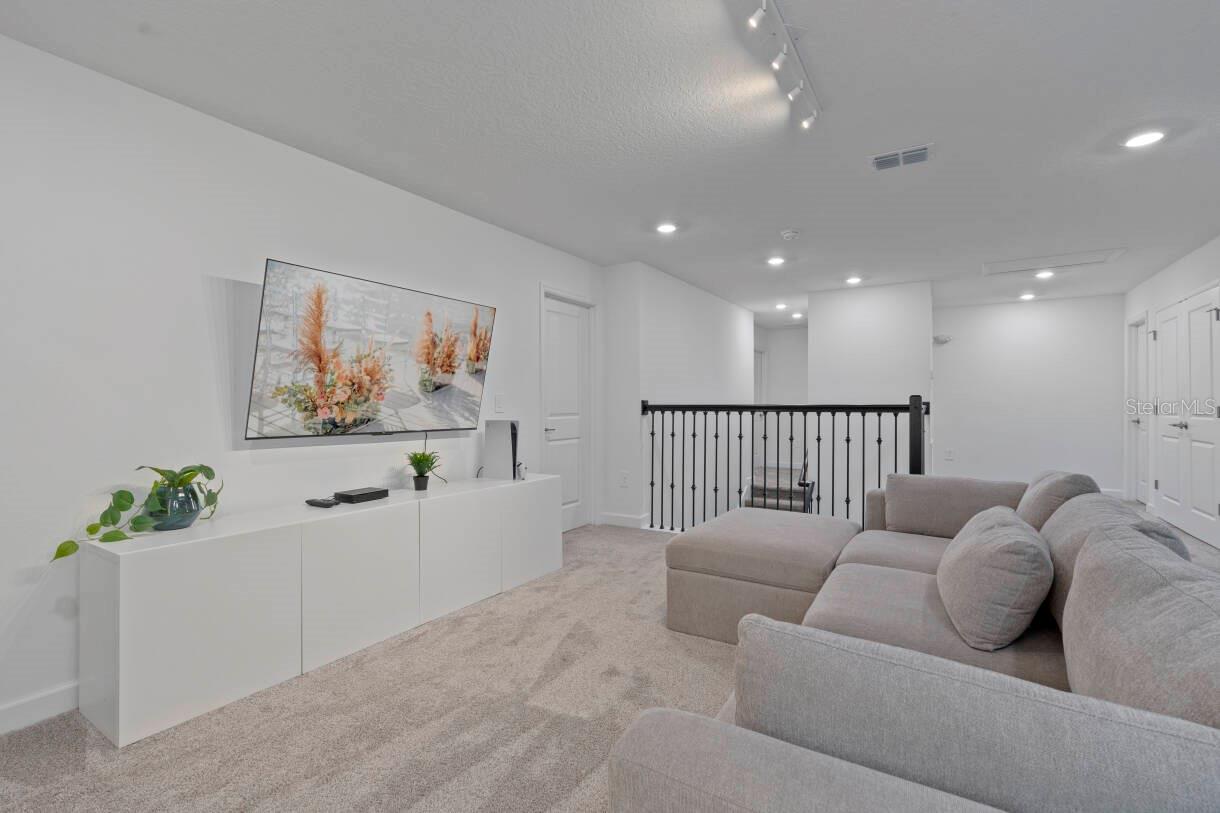 COVE AT STOREY LAKE 4 - Residential