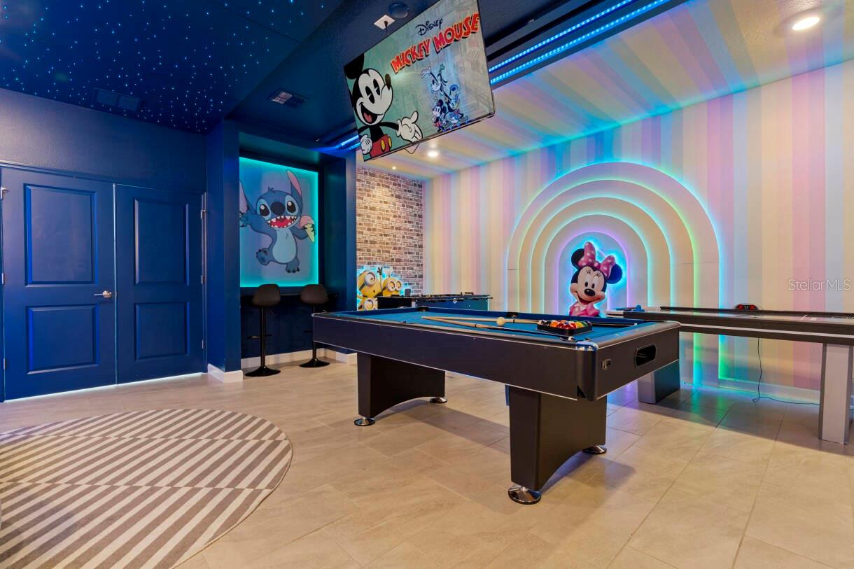 COVE AT STOREY LAKE 4 - Residential