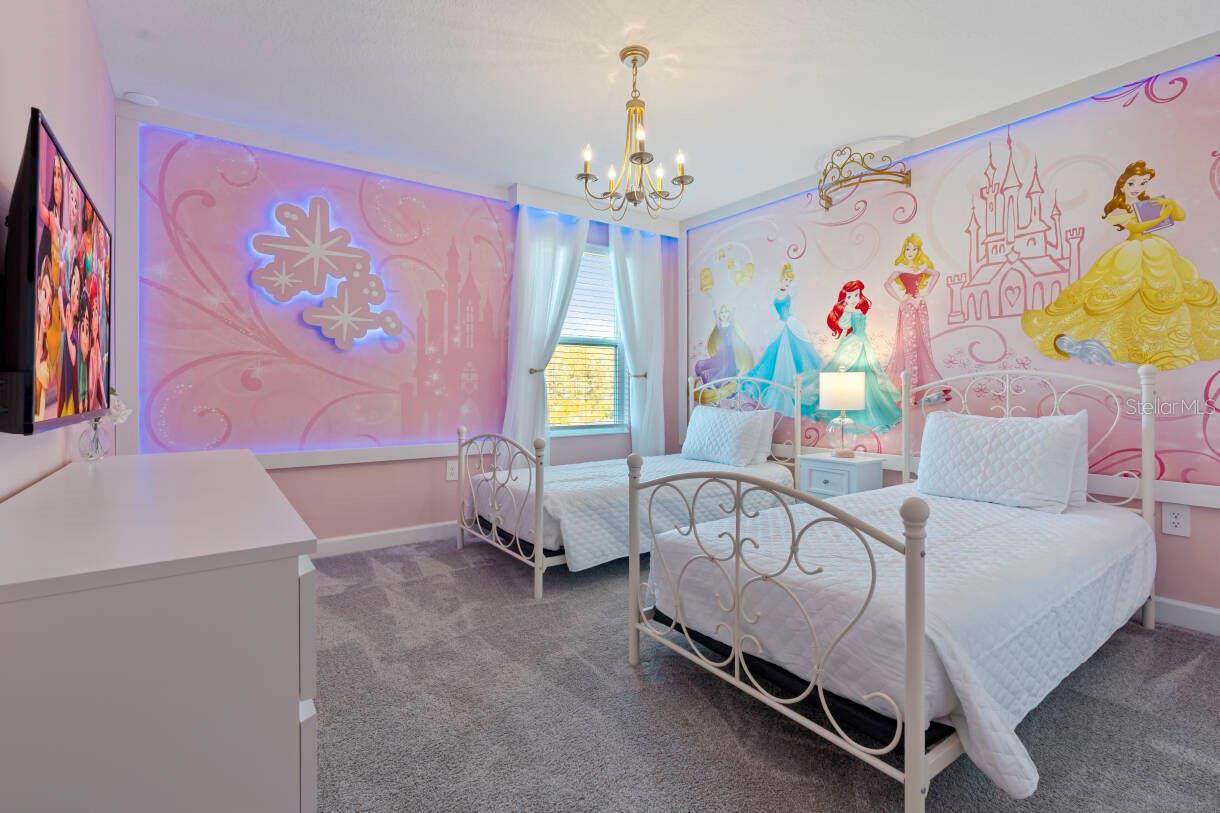 COVE AT STOREY LAKE 4 - Residential