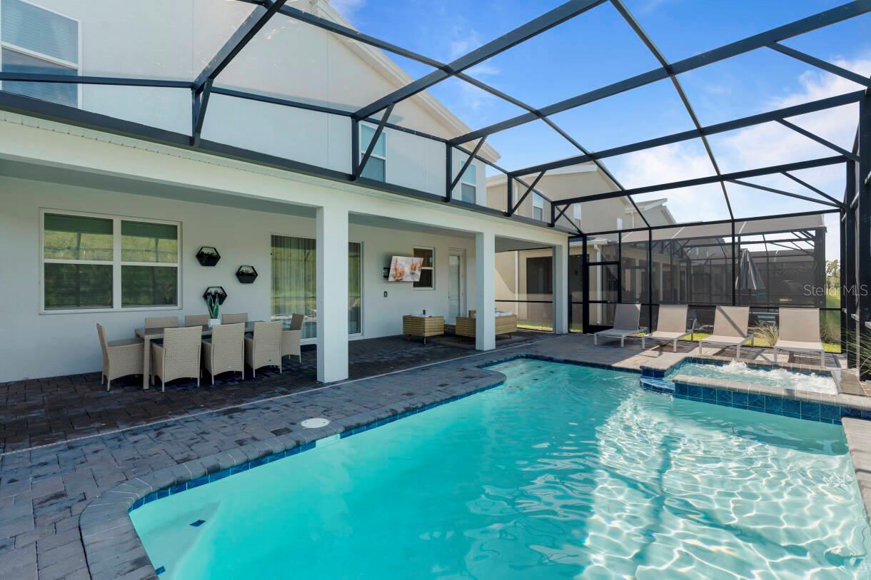 COVE AT STOREY LAKE 4 - Residential