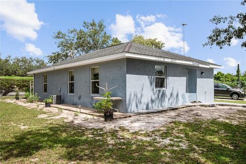 A home in SEBRING