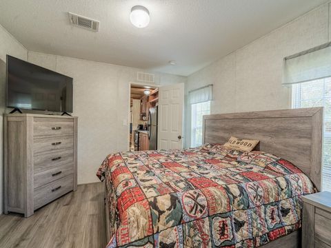 Tiny photo for 5600 NE Nfr 5 Rd, Silver Springs, FL 34488 (MLS # OM715653)