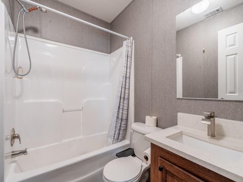 Tiny photo for 5600 NE Nfr 5 Rd, Silver Springs, FL 34488 (MLS # OM715653)