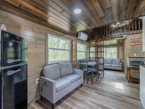 Tiny photo for 5600 NE Nfr 5 Rd, Silver Springs, FL 34488 (MLS # OM715653)