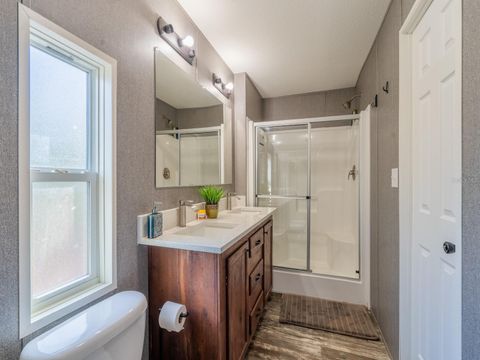 Tiny photo for 5600 NE Nfr 5 Rd, Silver Springs, FL 34488 (MLS # OM715653)