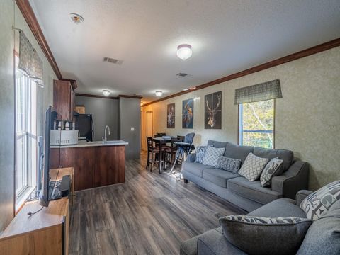 Tiny photo for 5600 NE Nfr 5 Rd, Silver Springs, FL 34488 (MLS # OM715653)