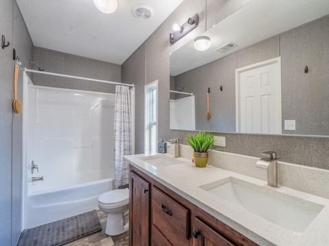 Tiny photo for 5600 NE Nfr 5 Rd, Silver Springs, FL 34488 (MLS # OM715653)