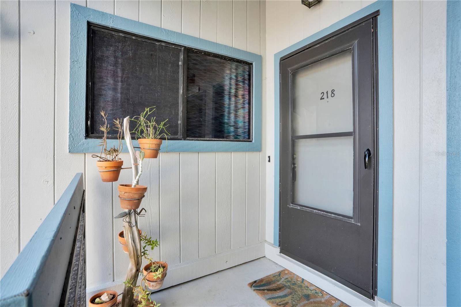 SEA WOODS CONDO PH 01 & 02 - Residential