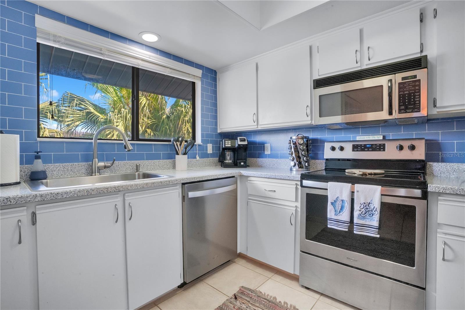 SEA WOODS CONDO PH 01 & 02 - Residential