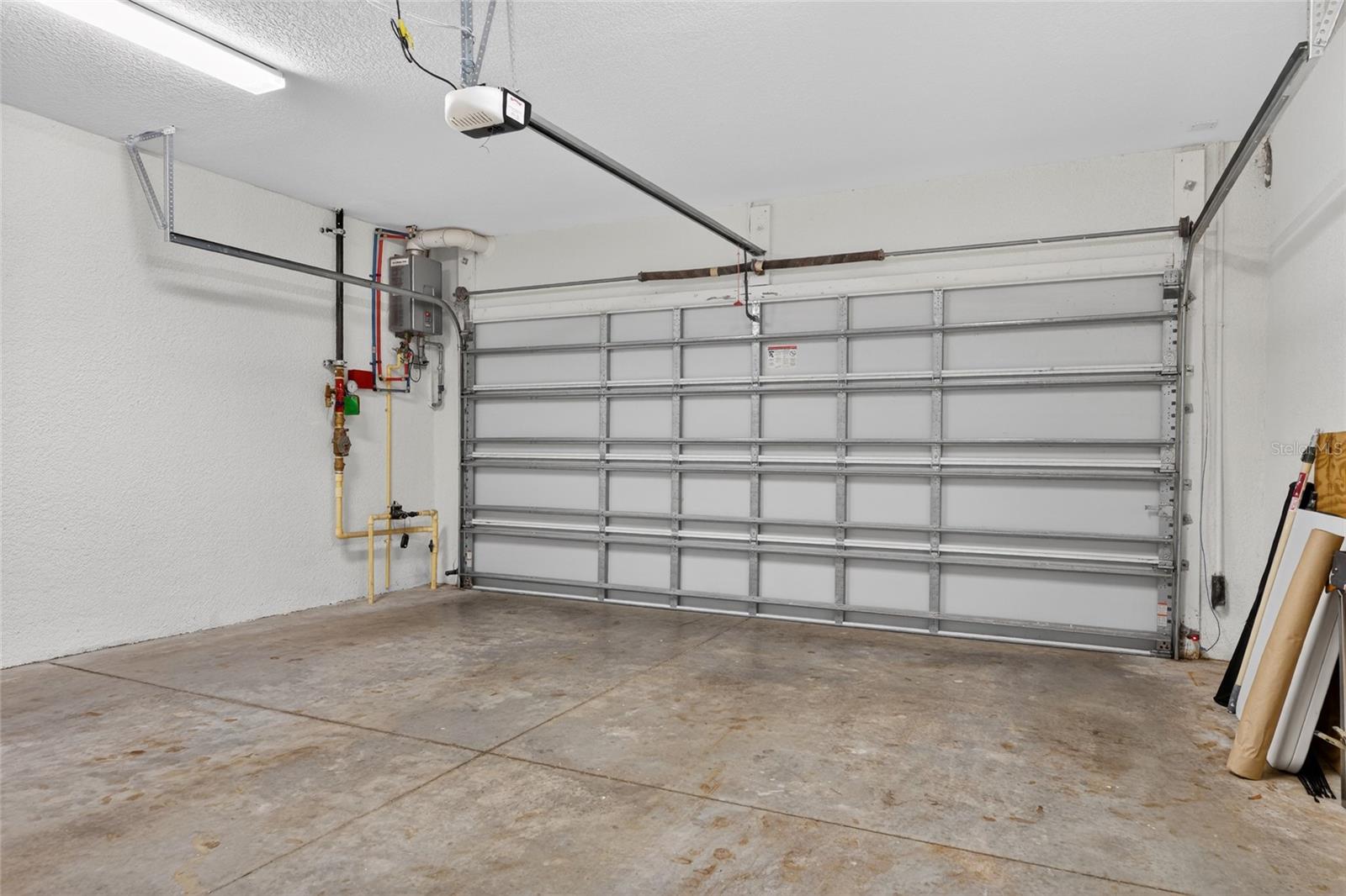 ARLINGTON & 8TH TWNHMS - Residential