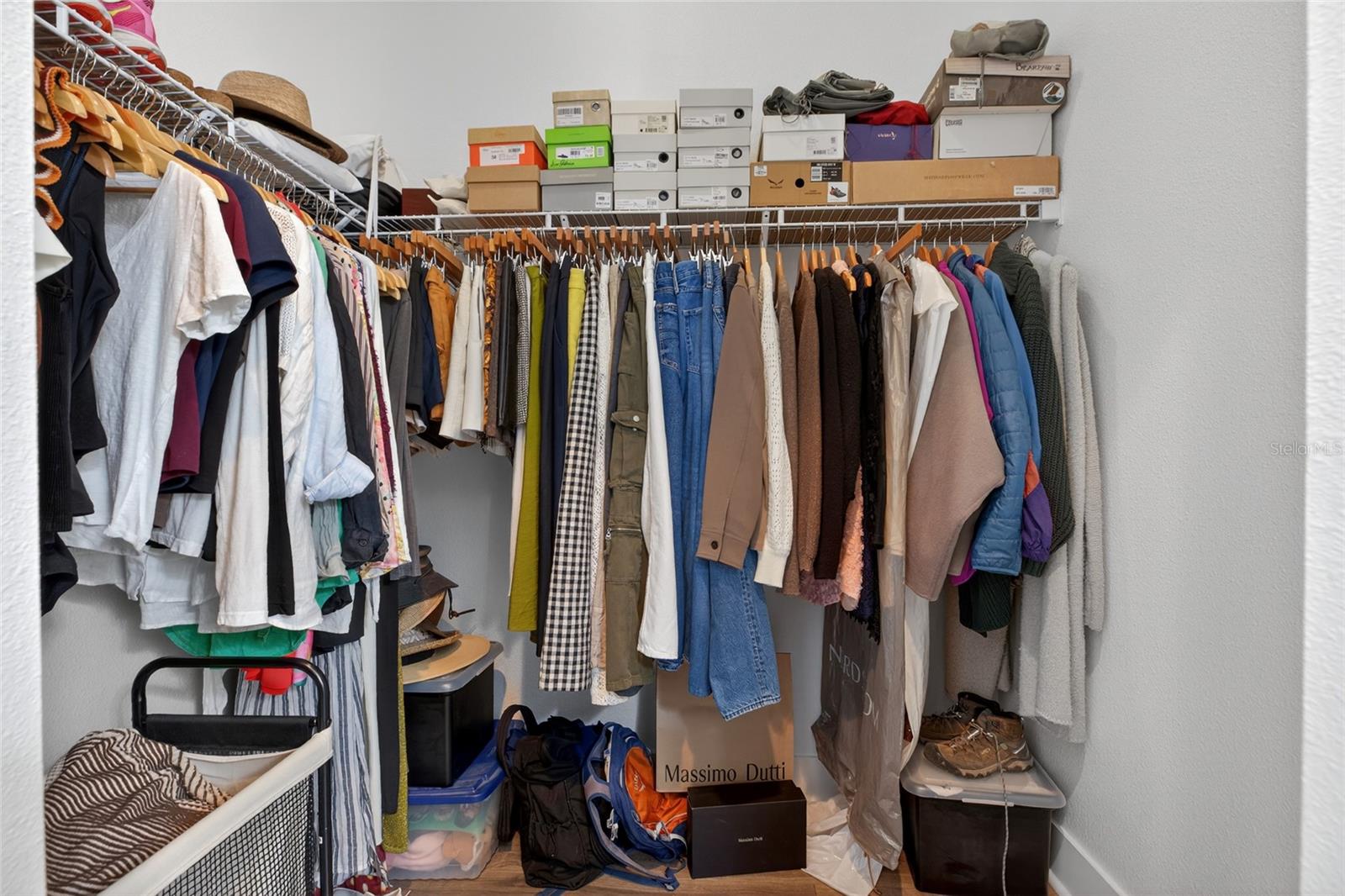 ARLINGTON & 8TH TWNHMS - Residential