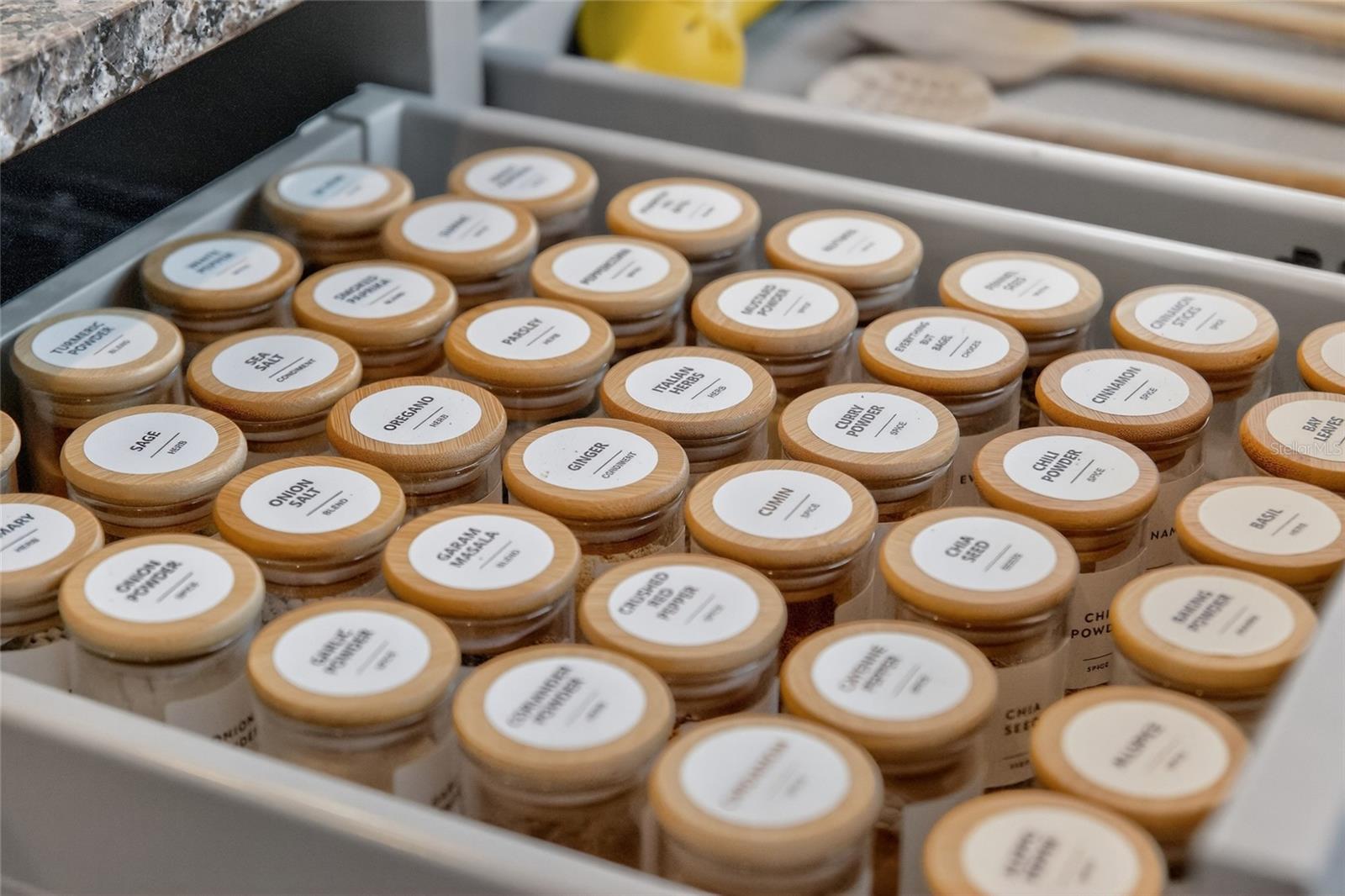 ARLINGTON & 8TH TWNHMS - Residential