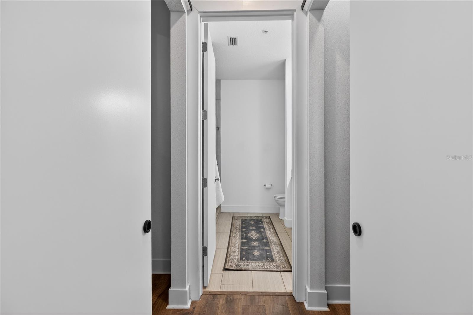 ARLINGTON & 8TH TWNHMS - Residential